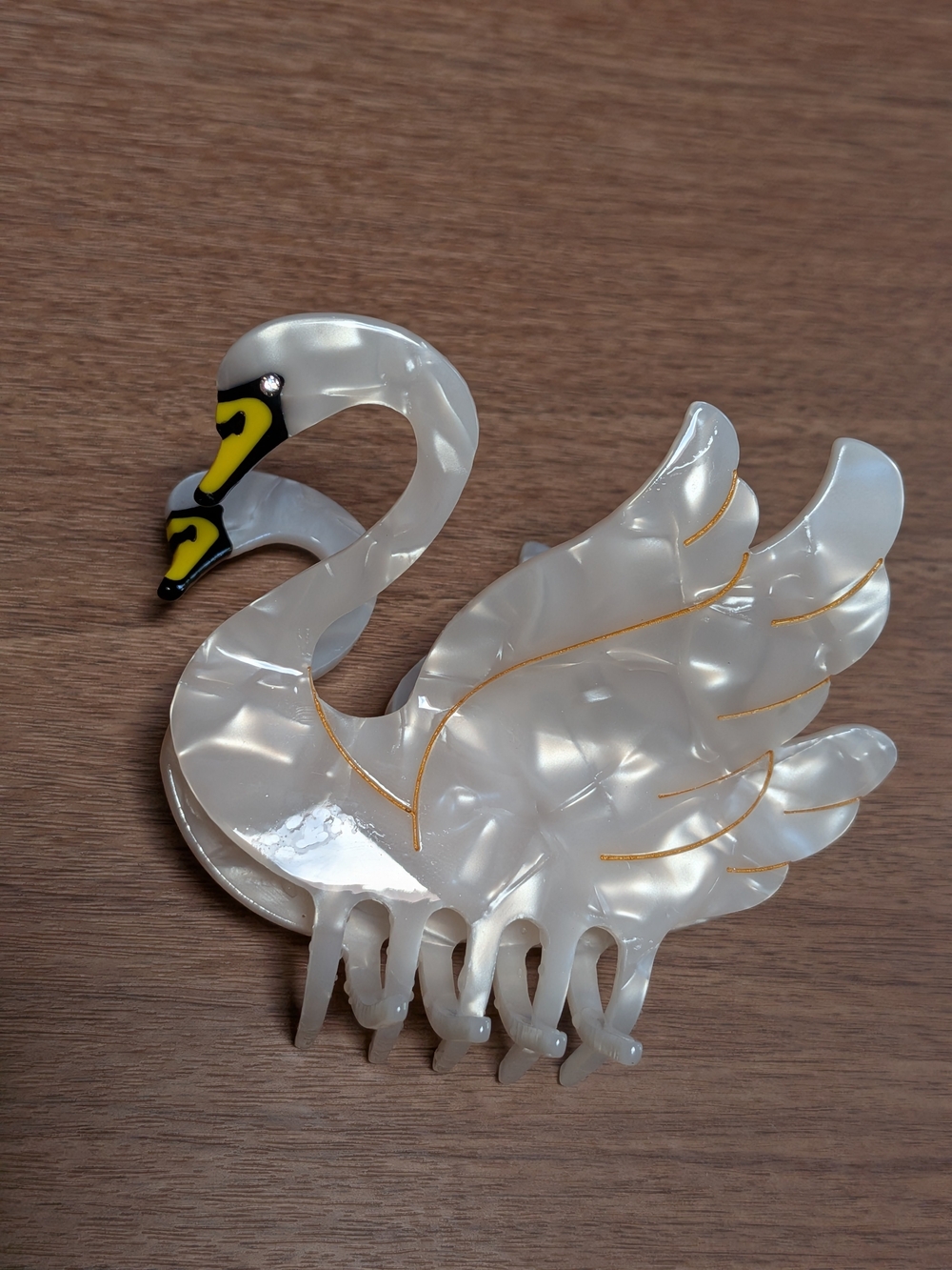 Pearlescent Double Swan Hair Comb Rhinestone Gold Detail